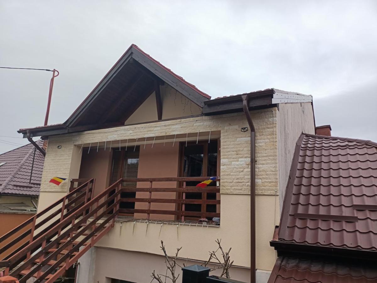 Вилла Casa Lucaciu Клуж-Напока Экстерьер фото